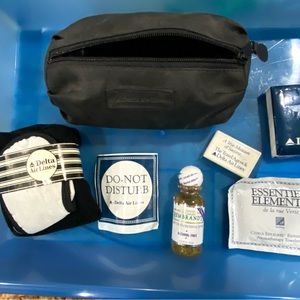 Vintage Delta Airlines Toiletries Tape Measure Travel Kit 7 items